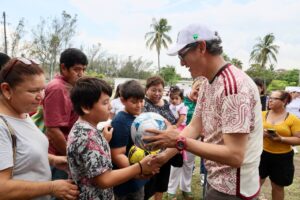 Gobierno en tu colonia fortalece la cercanía con las familias maderenses en 10 sectores de la ciudad